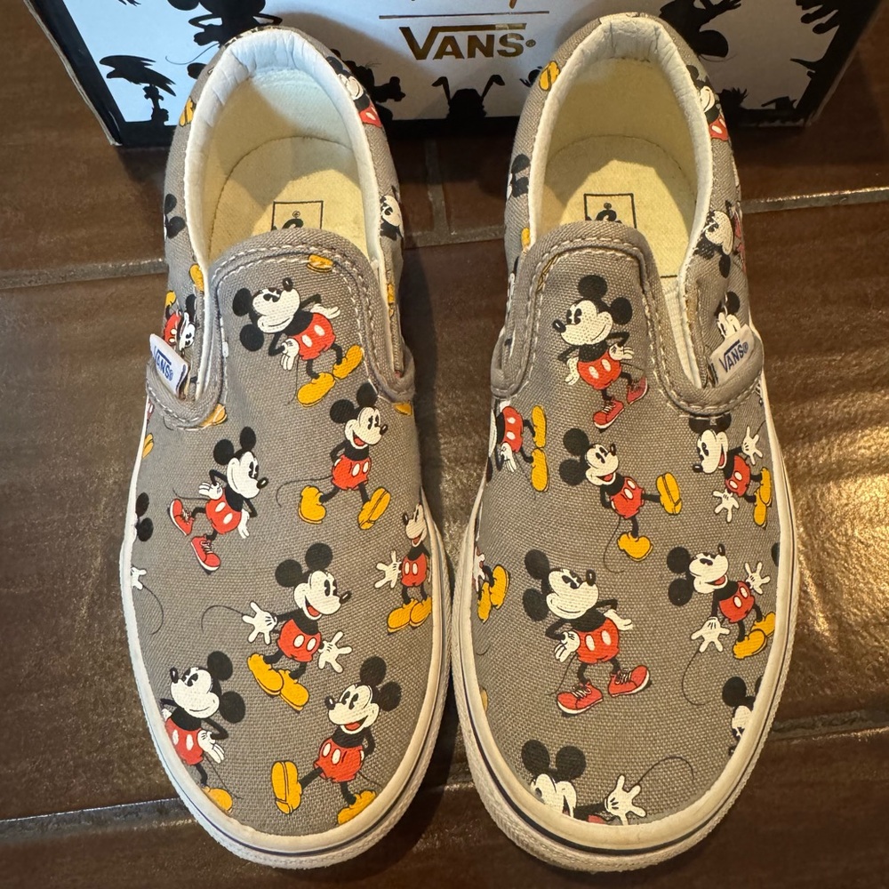 Disney Mickey Mouse Slip-on kids Vans